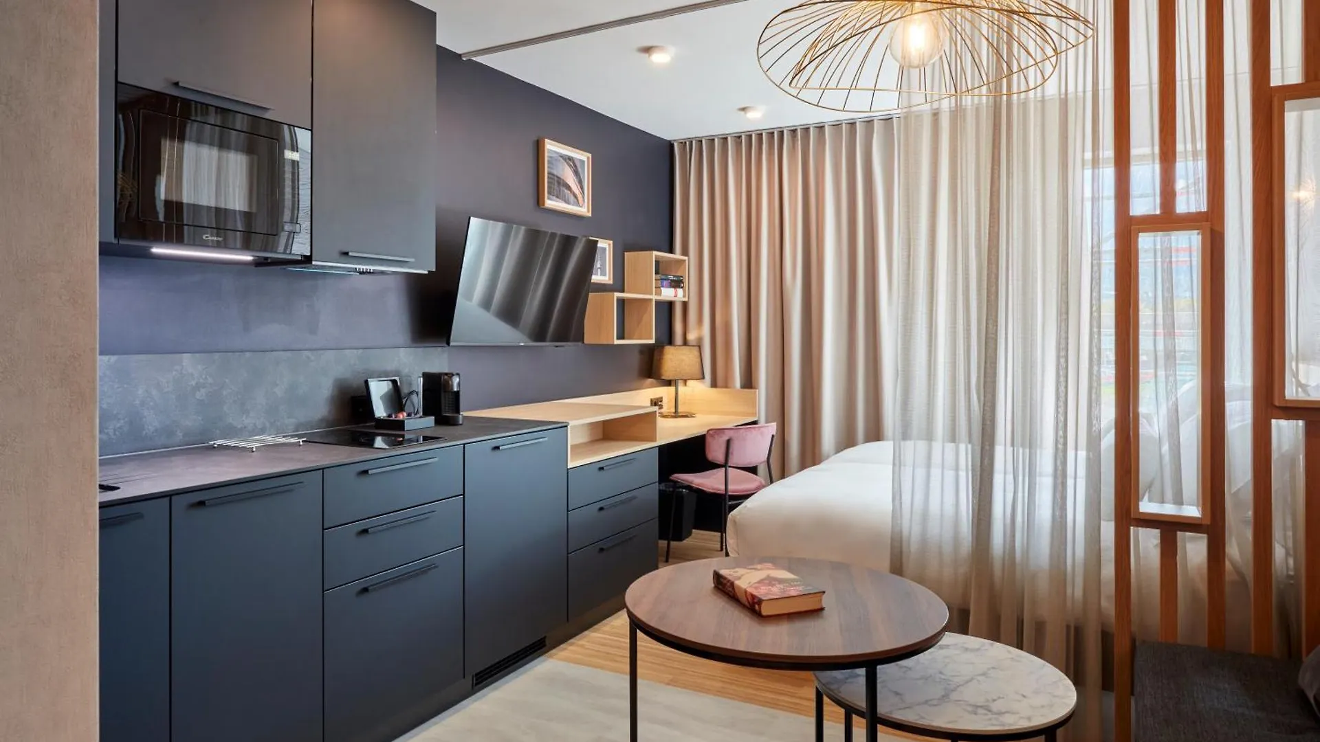 Aparthotel Adagio Stuttgart Neckarpark ホテル